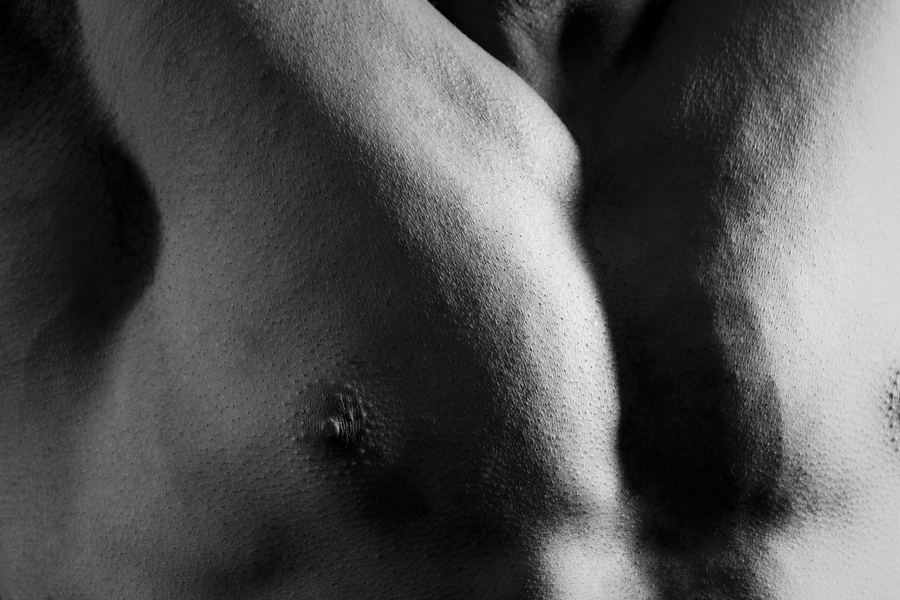 TUCUERPO
2015 International Black and  White Spider Awards - London, UK
Nominee / Nude / Pro :  : LEO PELLETIER PHOTOGRAPHY | montreal, canada