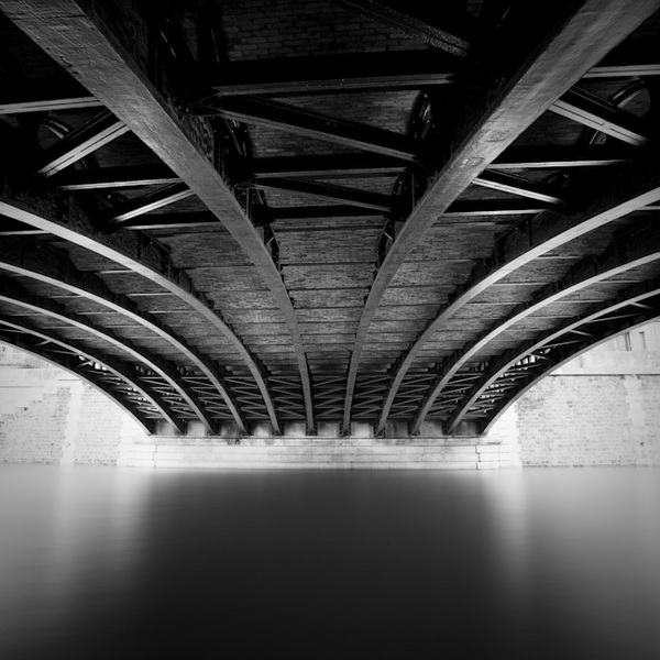 Under the bridge in Paris :  : LEO PELLETIER PHOTOGRAPHY | montreal, canada