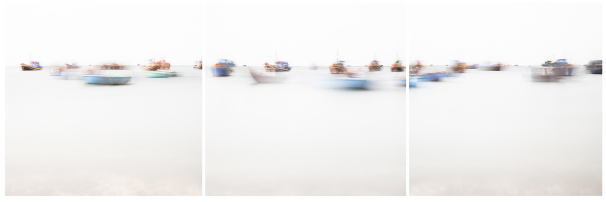 Boats at sea  :  : LEO PELLETIER PHOTOGRAPHY | montreal, canada
